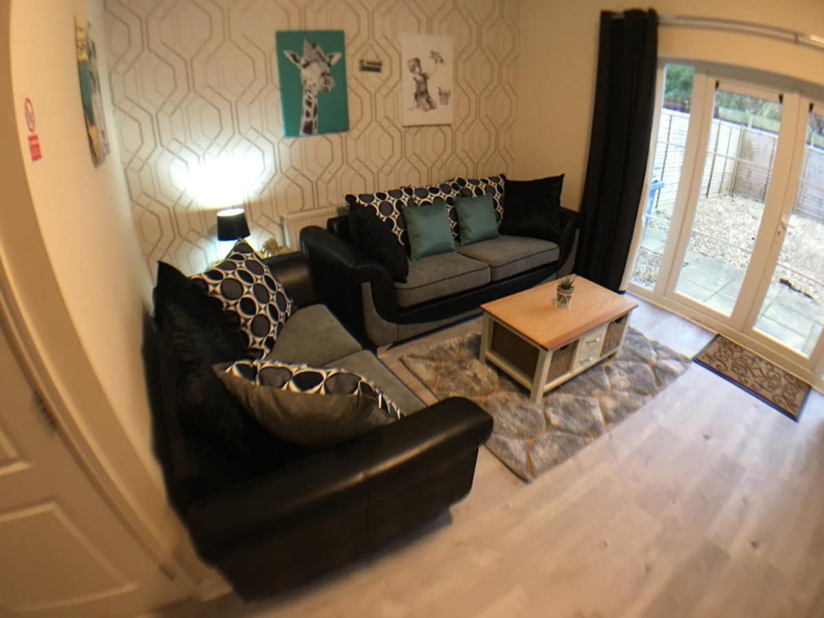 Very Large House, 6 Beds, 4 Bedrooms, 3 Bathrooms, 5 Smart Tv'S & Van Parking Βοστώνη Εξωτερικό φωτογραφία